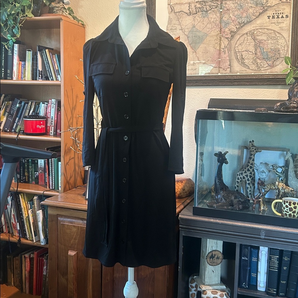 Laundry by Shelli Segal
Size 2 Black Shirt Dress